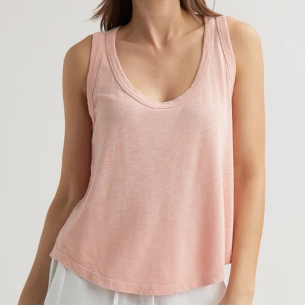 Banana Republic Scoop Neck, Racerback Tank Top